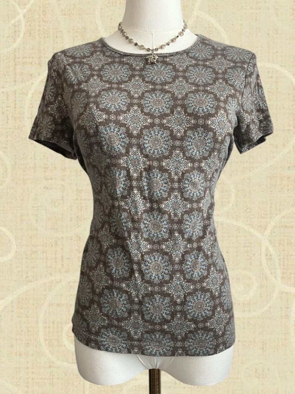 Y2K Croft & Barrow Gray Floral Geometric Fitted Baby Tee Size Small